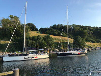 Box Sightseeing an der Ostsee: 2-stündiges Schnuppersegeln in Stralsund