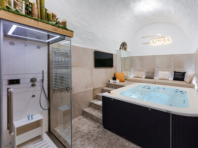 Cofanetto 1 notte di totale relax in Suite con momento esclusivo in Spa Jacuzzi® a Procida