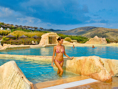 Cofanetto regalo Alle terme in Emilia Romagna: ingresso per 2 persone con kit Spa o benefit