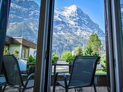 Cofanetto regalo Pausa romantica con cena gourmet in un hotel 5* a Grindelwald