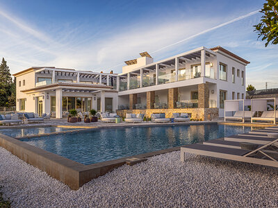 Caja regalo Dionis Boutique Hotel & Spa 4*: 2 noches con desayuno y circuito spa de 1 hora y media