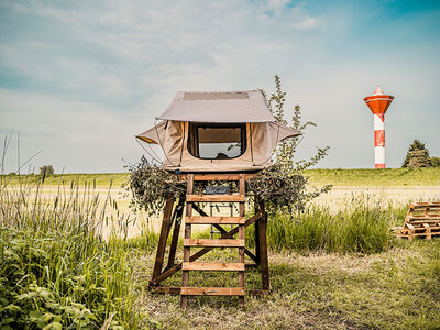 Geschenkbox Sternenlicht und Schlafsack: Dachzeltcamping in Deutschlands Natur