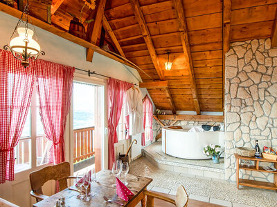 Coffret 1 nuit romantique en suite chalet avec souper et spa privatif près du lac de Thoune