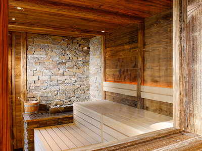 Soggiorno di lusso in Svizzera: 1 notte con accesso alla Spa all'Aspen Alpin Lifestyle Hotel 4*