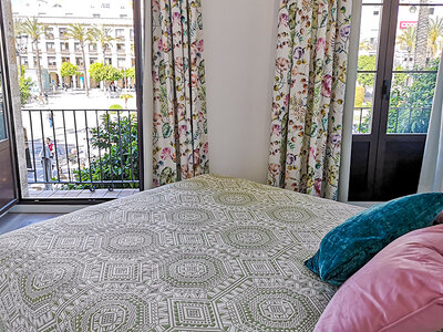 Caja Apartamentos Arenal: 2 noches con desayuno para 2 personas