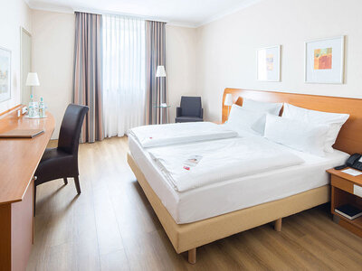 Box Rheinische Gastfreundschaft: 1 Übernachtung mit Dinner in Köln