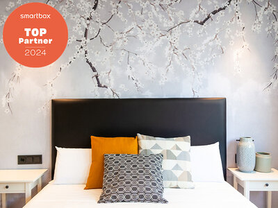 Caja regalo Escapada con un color especial: 1 noche en Welldone Sierpes Boutique