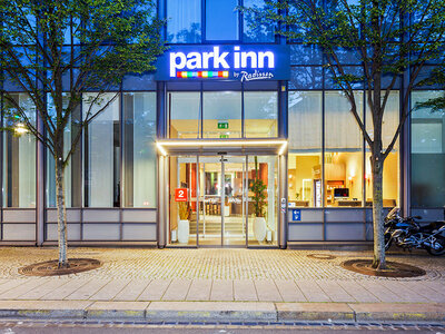 Geschenkbox Romantische Auszeit mit 1 Übernachtung in Dresden