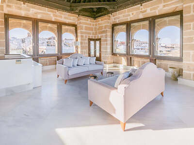 Caja regalo Palacio de Úbeda 5* G.L.: 1 noche con desayuno y cena para 2 personas