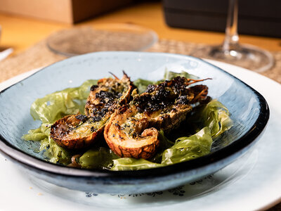 Caja Menú degustación para 2 personas en Restaurante Abarike, Gijón