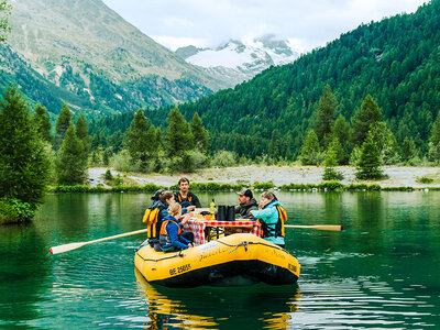 Geschenkbox Raclette-Genuss auf einem Rafting-Boot im Engadin für 4 Personen