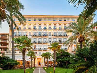 Coffret cadeau 2 jours en bord de mer sur la Côte d’Azur avec dîner