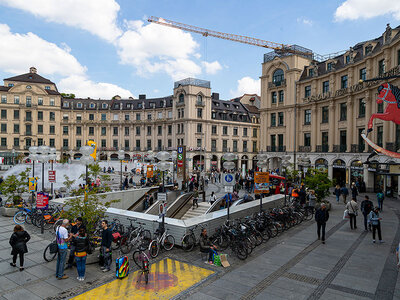 FC Bayern im Fokus: Stadtrundfahrt in München mit Besuch der Allianz Arena für 2 Personen