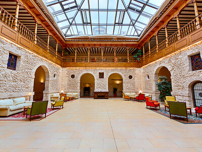 AZZ Peñafiel Las Claras 4*: 1 noche y cena en el Restaurante Conde de Lucanor