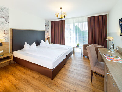 Box Verwöhnprogramm in Donaustauf: 1 Übernachtung mit Spa und Cocktail für 2