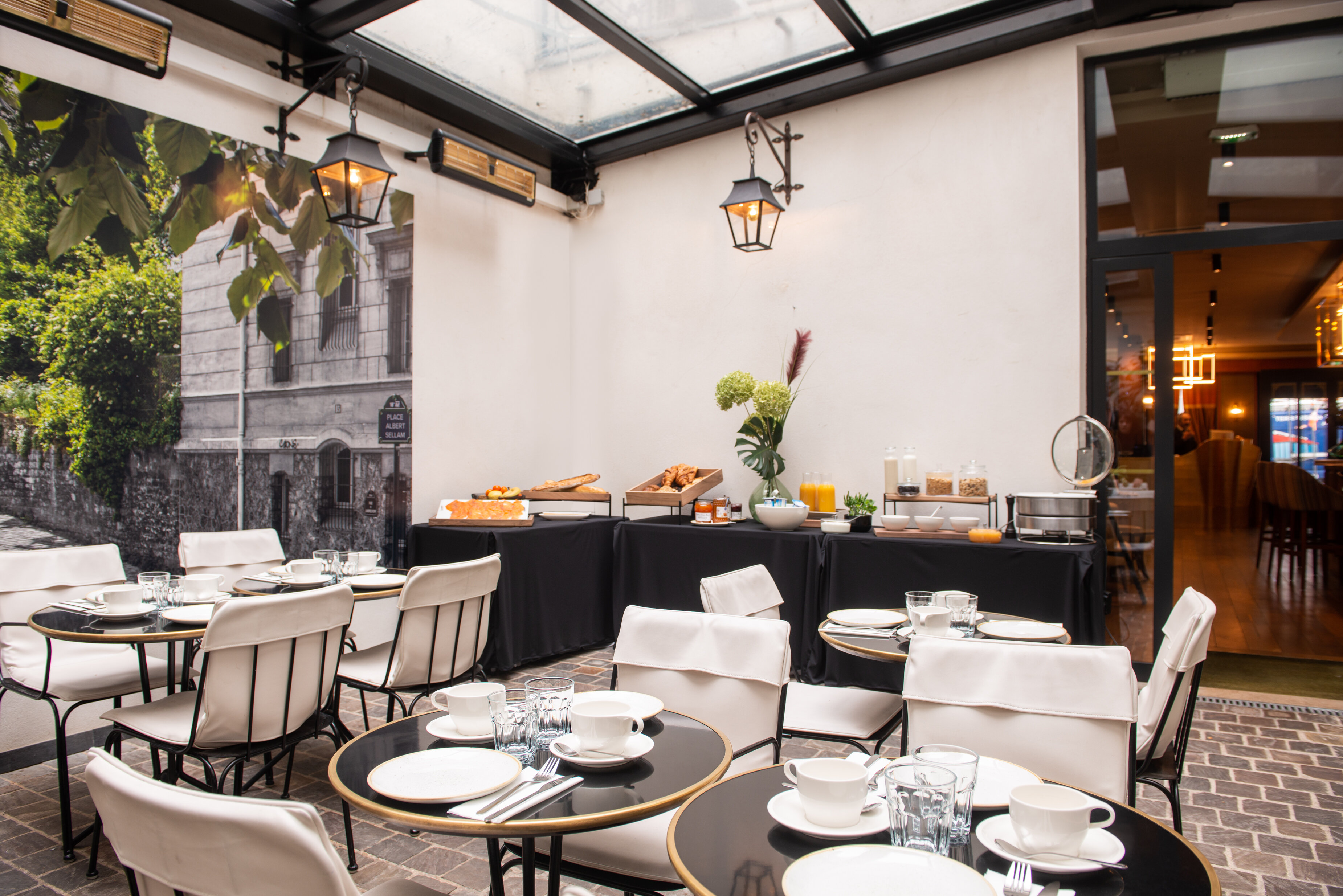 Môm'art Hôtel Paris 2