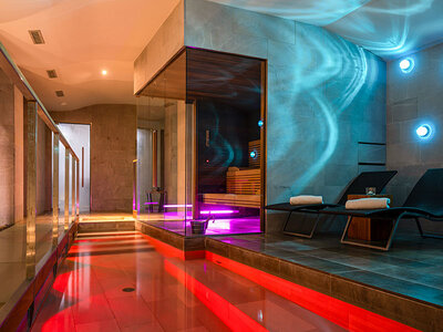 Cofanetto regalo Giornata romantica con accesso alla Spa e pranzo al Grand Hotel Campione 5*