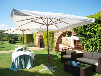 Mas Salvi Country Boutique Hotel, Girona: 1 noche, desayuno y acceso a spa para 2 personas