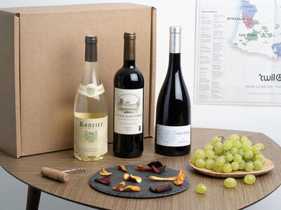 Coffret Coffret de 3 bouteilles : vin rouge et vin blanc livrés à domicile