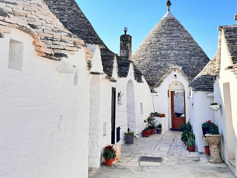 Il fascino dei Trulli di Alberobello: 1 notte d’incanto in Puglia - Alta Stagione