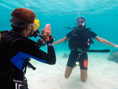 1 bautizo de buceo de 3 horas en Menorca para 1 persona