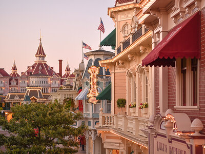 Disneyland® Paris: Medium Summer-ticket voor 1 kind (1 park)