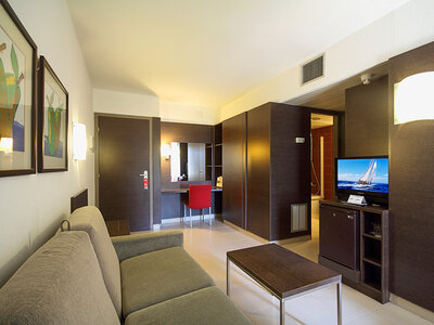 2 noches en suite en AQUA HOTEL Montagut Suites 4*S, Barcelona