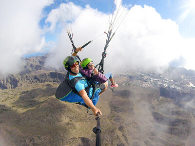 1 vuelo en parapente en Tenerife de 1000 m de altura de 25 min para 2