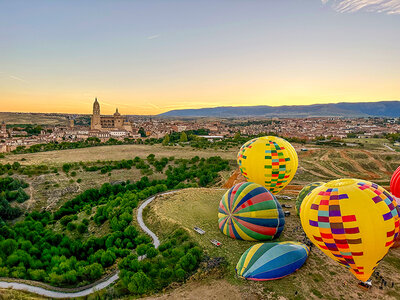 Caja Vuelo en globo aerostático de 1 hora para 2 en Salamanca