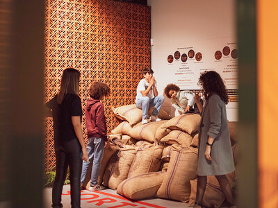 Caja The Chocolate Story Museum, Portugal: visita de 1h30 min y degustación de chocolate