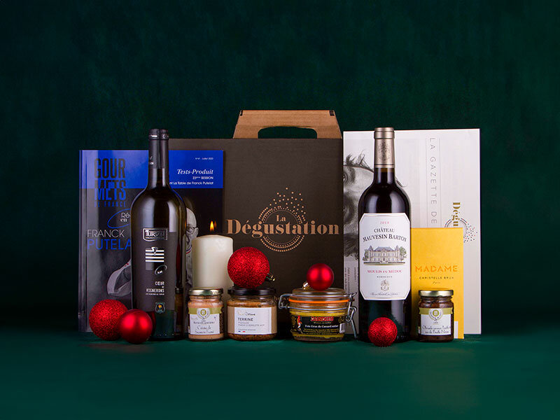 Coffret Allégresse : spécialités sucrées, salées et 2 bouteilles de vin, livré à domicile