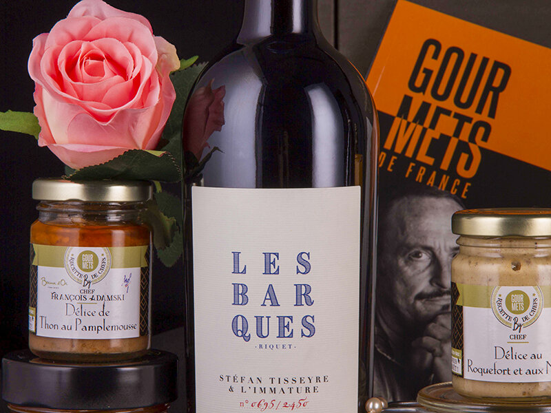 Coffret L'Intemporelle : délices gourmet et vin livrés à domicile