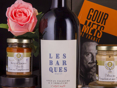 Coffret cadeau Coffret L'Intemporelle : délices gourmet et vin livrés à domicile
