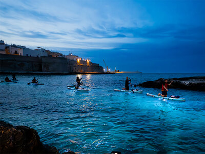 Emozioni in mare al calar del sole: uscita in SUP al tramonto e aperitivo per 1 a Monopoli