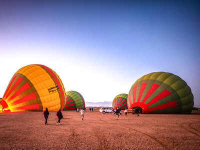 Boks Luftballon over det marokkanske landskab i Marrakech for 2