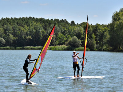 Geschenkbox Wind im Haar beim 2-tägigen Windsurfing-Kurs im Fränkischen Seenland