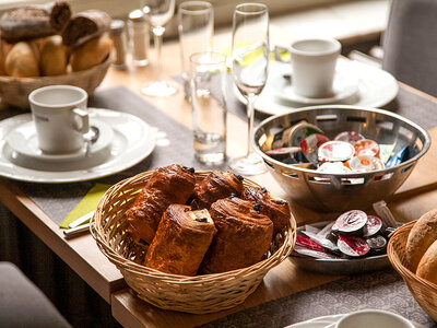 Petit-déjeuner avec bulles au château de Rivierenhof