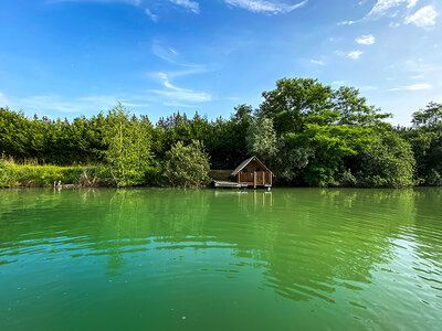 Coffret cadeau 2 jours insolites en cabane sur eau près de Provins