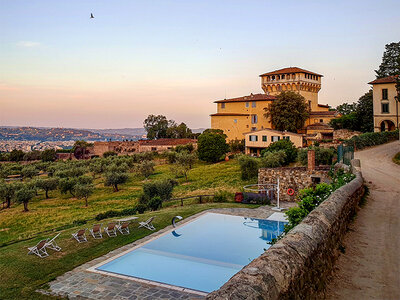 Cofanetto regalo Relax nella natura: 1 notte in Suite in un antico monastero con Spa e sauna privata vicino a Firenze