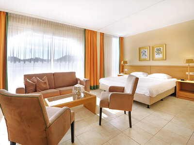 Caja Van der Valk Hotel Barcarola: 1 noche y desayuno para 2 personas