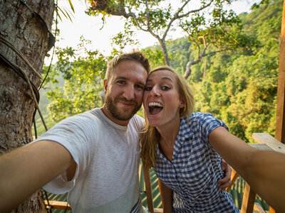 Coffret cadeau 1 nuit insolite dans une cabane dans les arbres et accès au sauna en Basse-Franconie