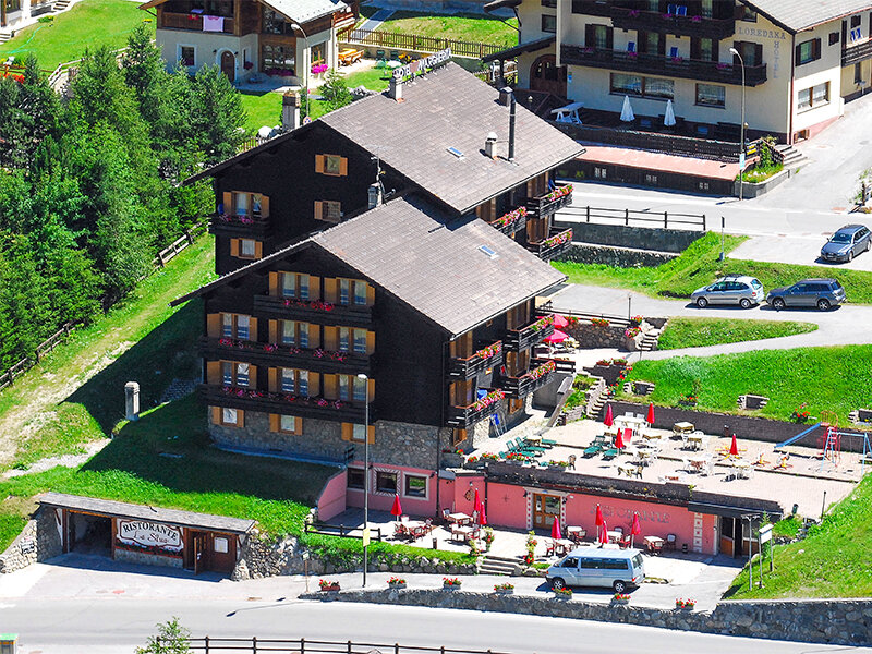 Relax e gusto tra le montagne di Livigno: 2 notti con pausa benessere e 2 cene di 3 portate