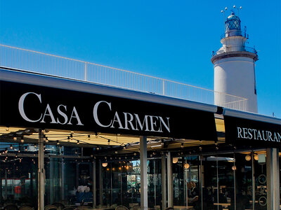 Caja Casa Carmen Restaurant, Muelle Uno: 1 menú para 2 personas