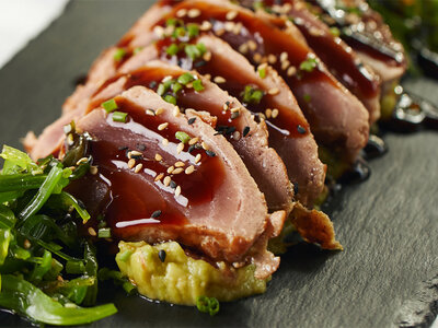 Caja Casa Carmen Restaurant, Moda Shopping: 1 menú para 2 personas