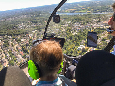 Himmelsritt beim Helikopterrundflug für 1 Person in deutschen Metropolen