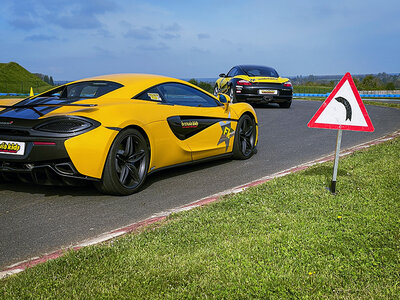 Coffret Stage pilotage enfant : 3 tours de circuit au volant d'une McLaren 540C