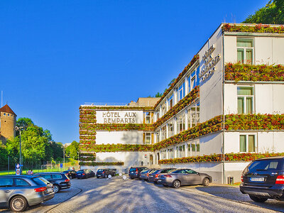 Cofanetto Soggiorno di lusso in famiglia con 1 notte in Suite al Mercure Fribourg Centre Rempart 4*