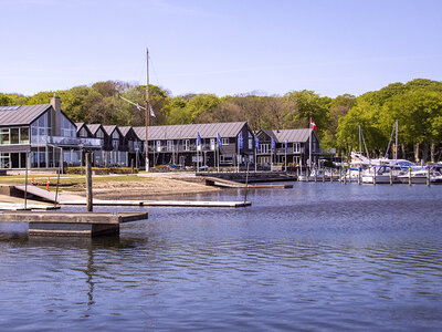 Boks Ophold med bobler på Hotel Strandtangen for 2