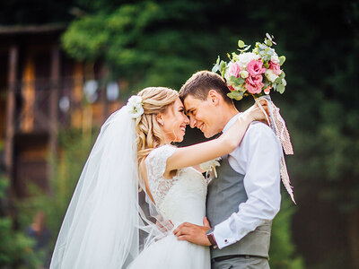 Geschenkbox Zeit zu Zweit mit Premium-Erlebnissen zur Hochzeit