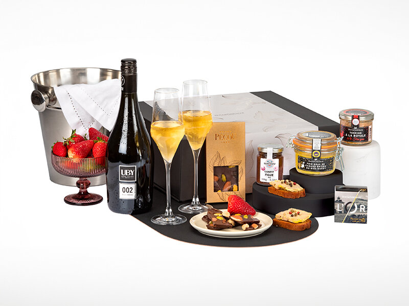 Coffret Luxe, calme et volupté : délices salés et vin livrés à domicile